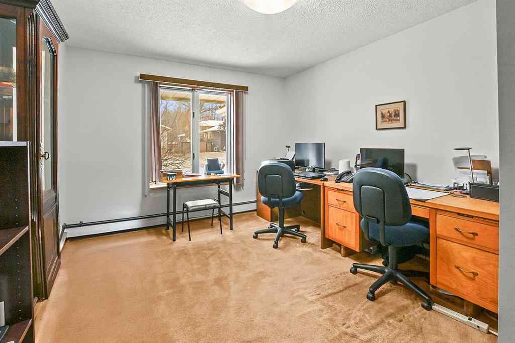 MLS® A2202888 - 5235 38 Street Crescent  in Margodt Innisfail, Residential