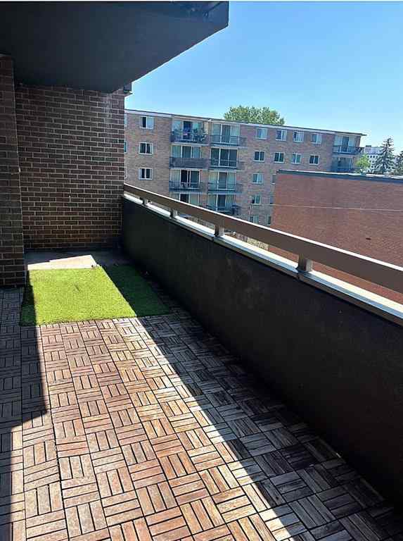 MLS® A2202947 - Unit #405 511 56 Avenue SW in Windsor Park Calgary, Residential