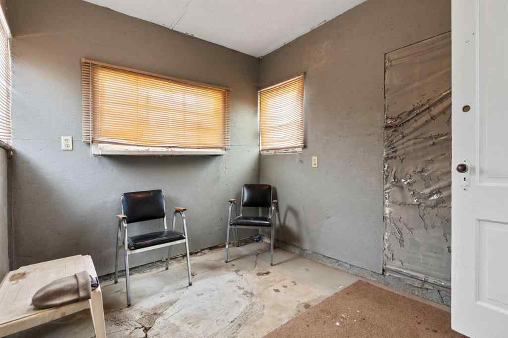 MLS® A2203111 - 5016 49 Avenue  in Forestburg Forestburg, Residential