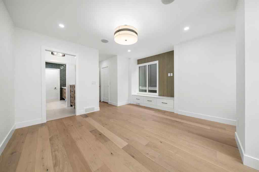 MLS® A2203181 - 2204 29 Avenue SW in Richmond Calgary, Residential