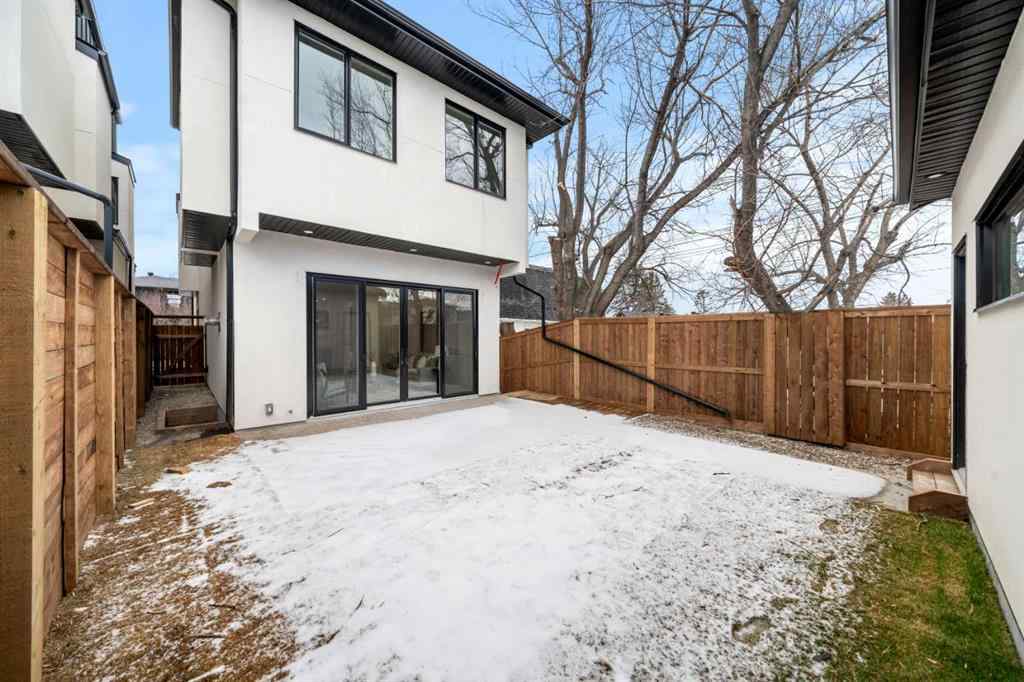 MLS® A2203181 - 2204 29 Avenue SW in Richmond Calgary, Residential