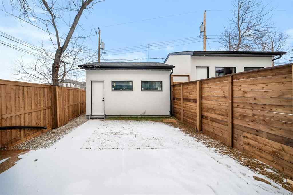 MLS® A2203181 - 2204 29 Avenue SW in Richmond Calgary, Residential