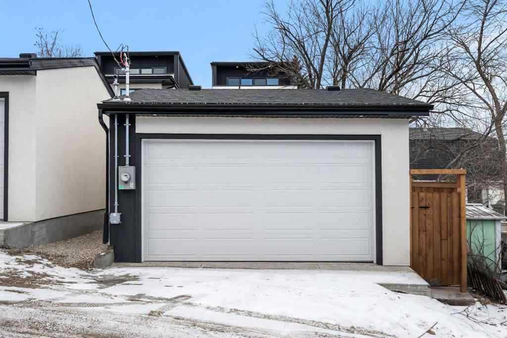 MLS® A2203181 - 2204 29 Avenue SW in Richmond Calgary, Residential