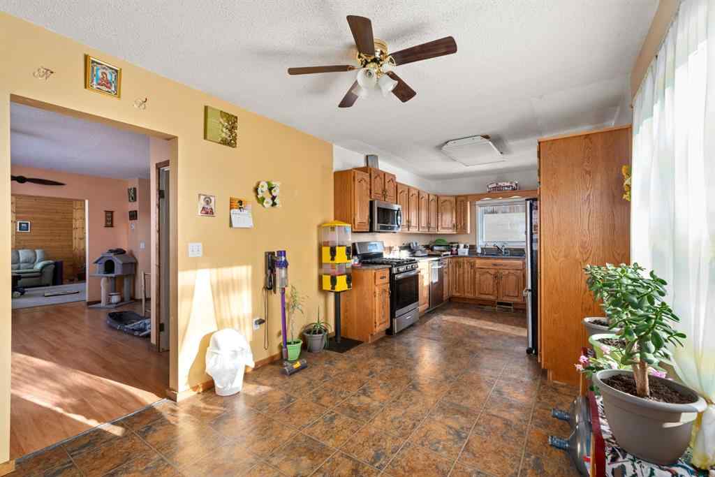 MLS® A2203223 - 214 2nd Avenue W in NONE Maidstone, Residential