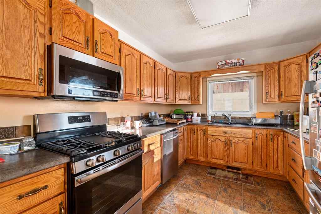 MLS® A2203223 - 214 2nd Avenue W in NONE Maidstone, Residential