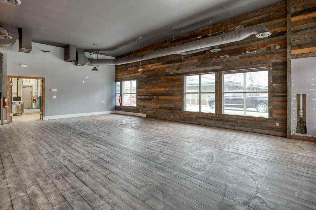 MLS® A2203253 - Unit #3 185 First Street E in Downtown Cochrane, Commercial