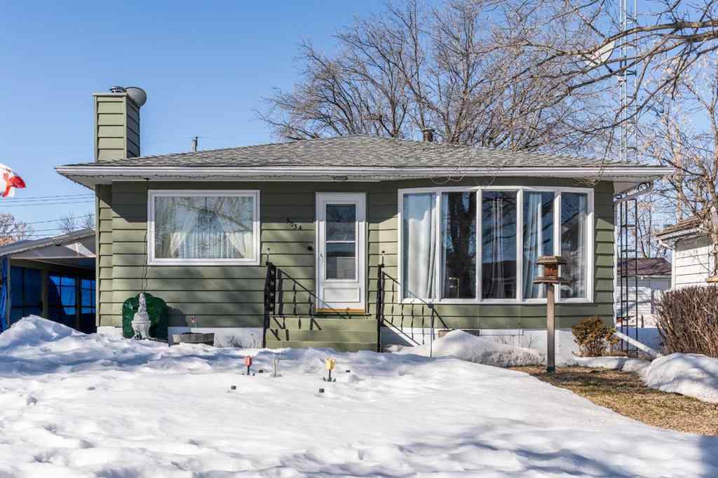 MLS® A2203280 - 5034 47 Street  in Daysland Daysland, Residential