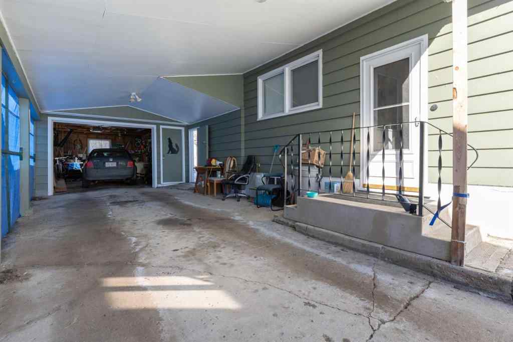 MLS® A2203280 - 5034 47 Street  in Daysland Daysland, Residential