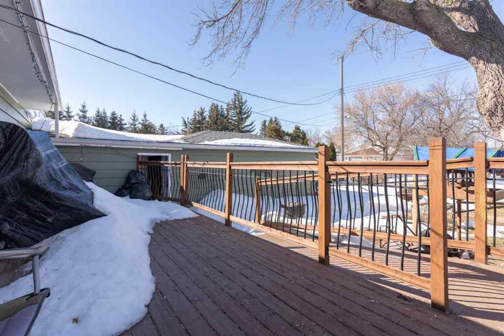 MLS® A2203280 - 5034 47 Street  in Daysland Daysland, Residential
