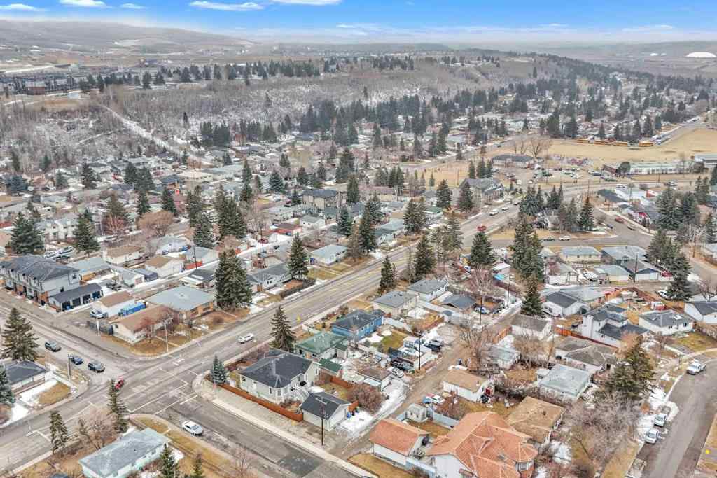 MLS® A2203309 - 8508, 8512 Bowness Road NW in Bowness Calgary, Residential