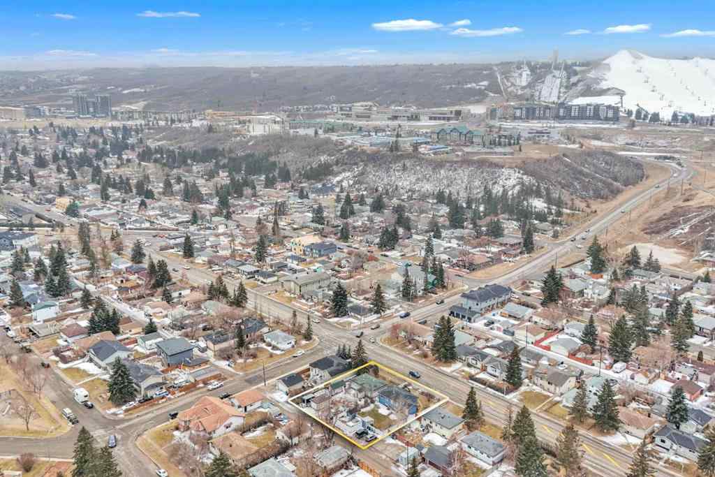 MLS® A2203309 - 8508, 8512 Bowness Road NW in Bowness Calgary, Residential