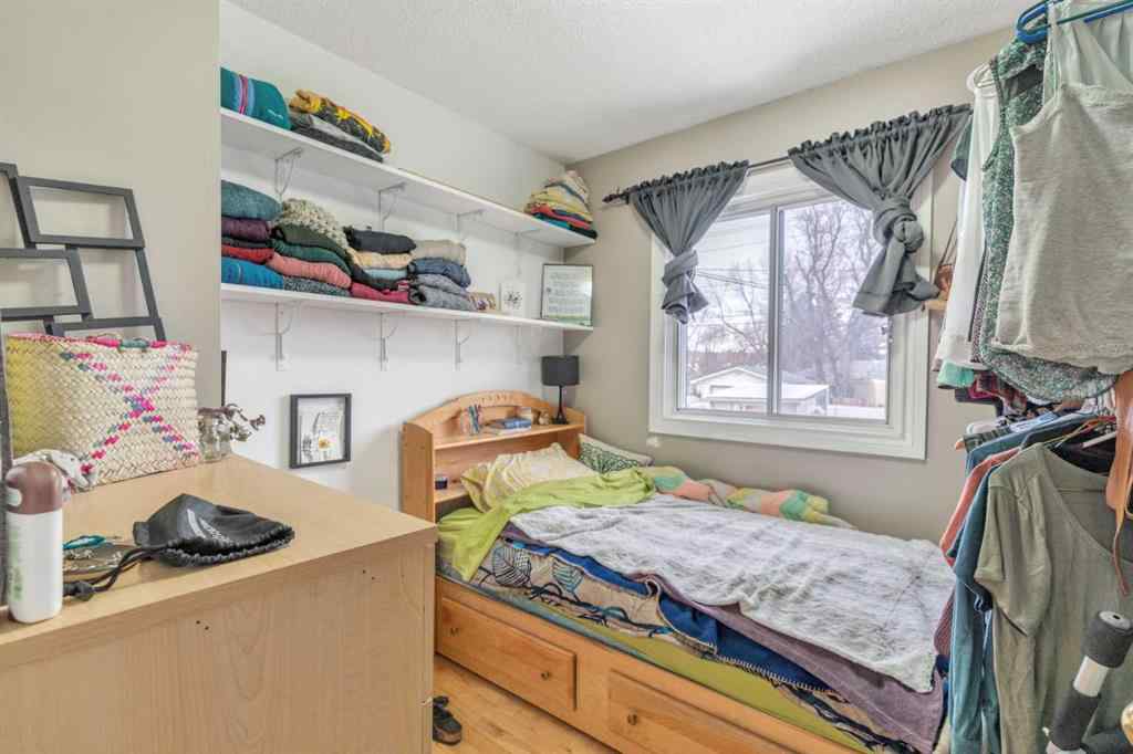 MLS® A2203309 - 8508, 8512 Bowness Road NW in Bowness Calgary, Residential