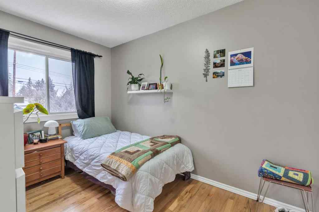 MLS® A2203309 - 8508, 8512 Bowness Road NW in Bowness Calgary, Residential