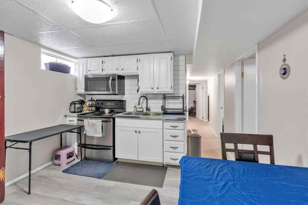 MLS® A2203309 - 8508, 8512 Bowness Road NW in Bowness Calgary, Residential