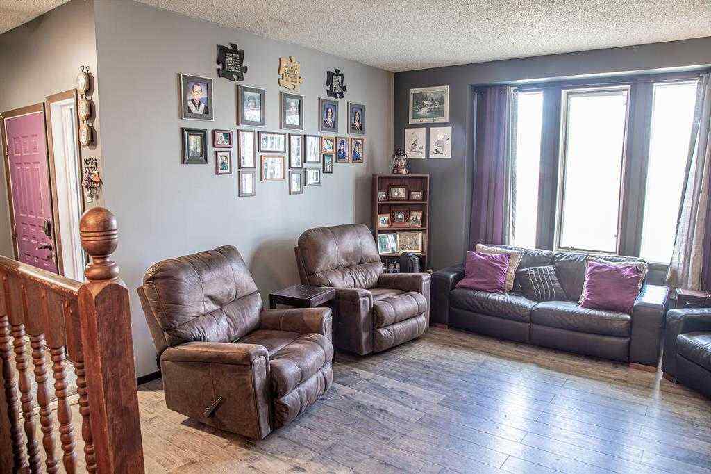 MLS® A2203312 - 10403 109 Avenue  in NONE High Level, Residential