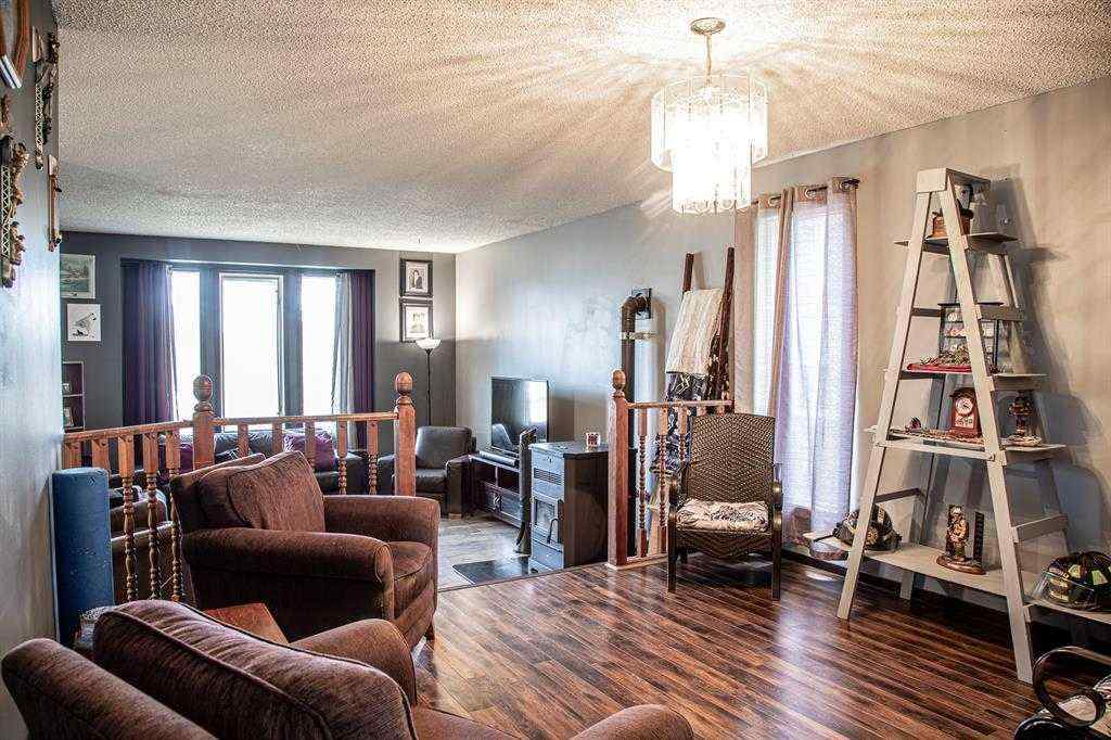 MLS® A2203312 - 10403 109 Avenue  in NONE High Level, Residential
