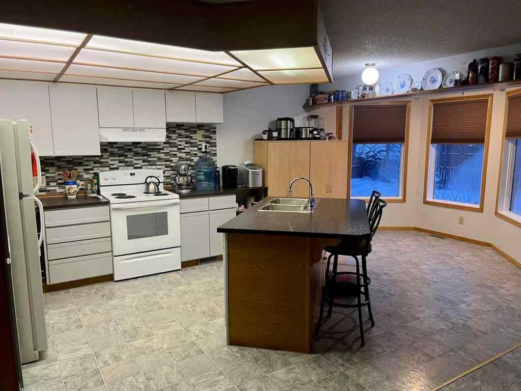 MLS® A2203312 - 10403 109 Avenue  in NONE High Level, Residential