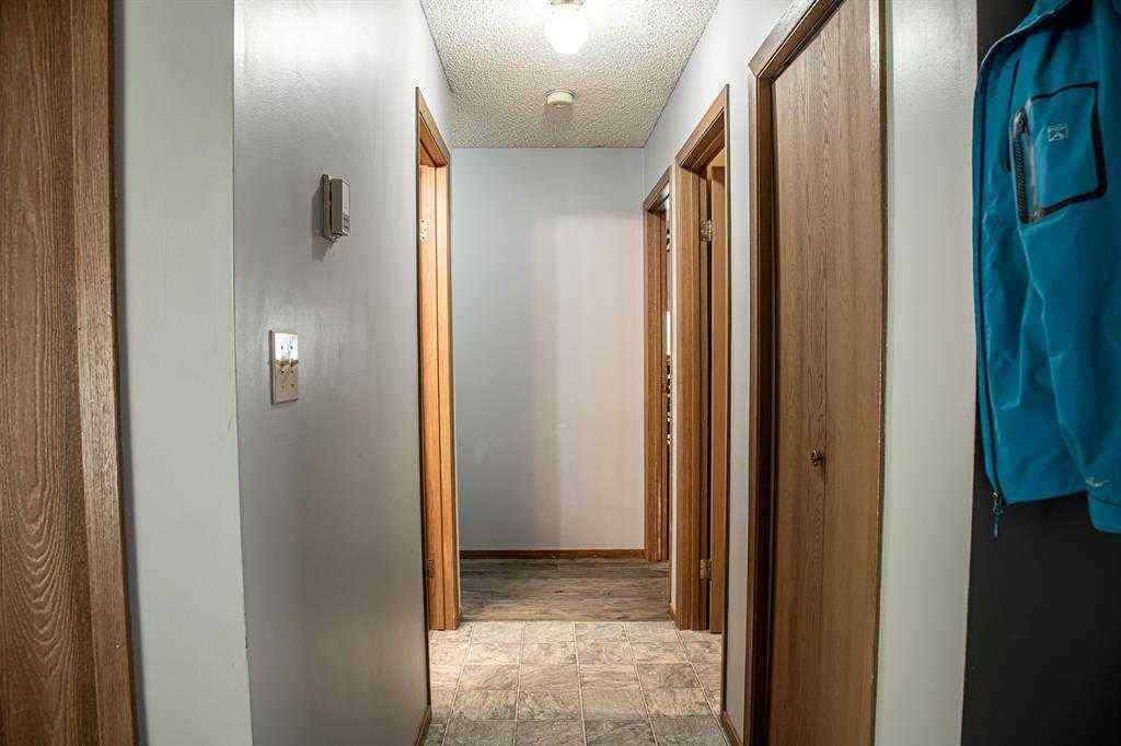 MLS® A2203312 - 10403 109 Avenue  in NONE High Level, Residential