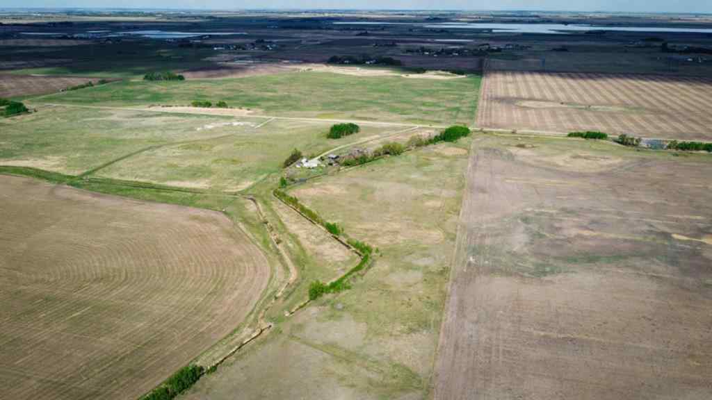 MLS® A2203328 - 240141 Range Road 274   in NONE Rural Rocky View County, Residential