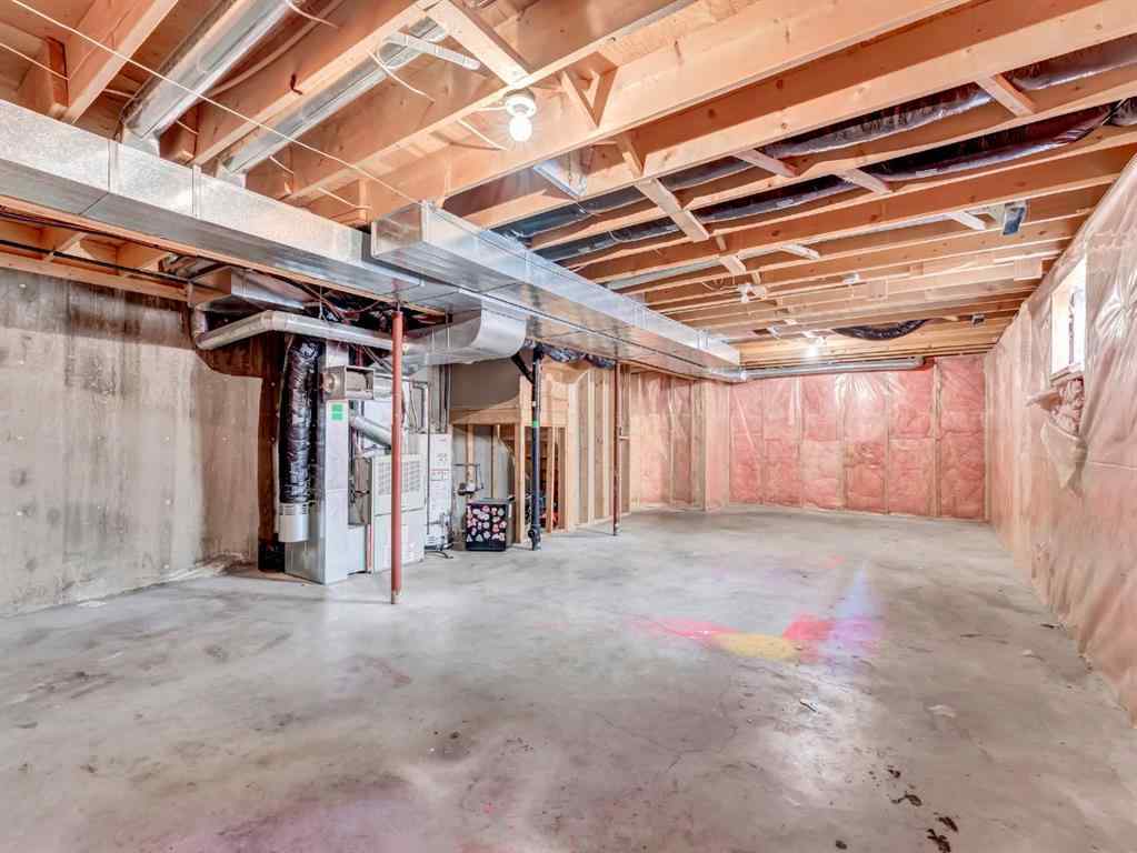 MLS® A2203392 - 327/329 3 Street NW in Riverside Medicine Hat, Residential