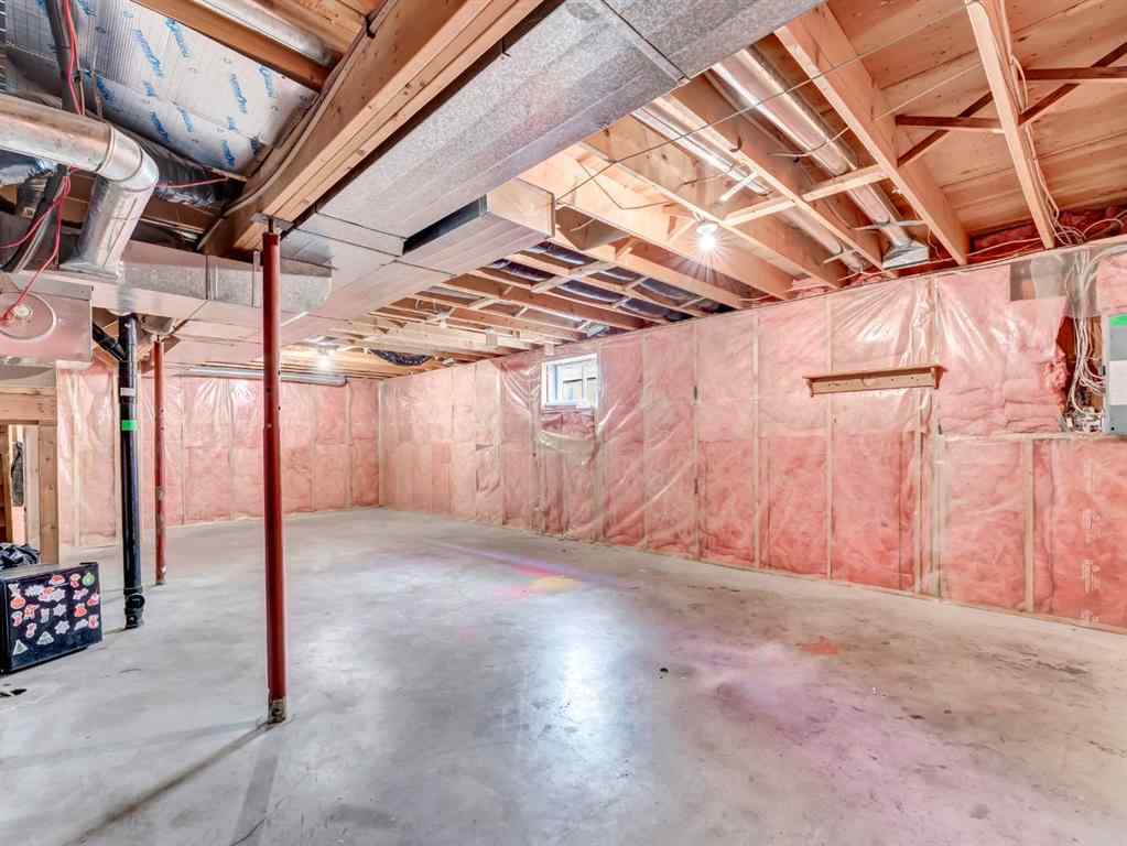 MLS® A2203392 - 327/329 3 Street NW in Riverside Medicine Hat, Residential