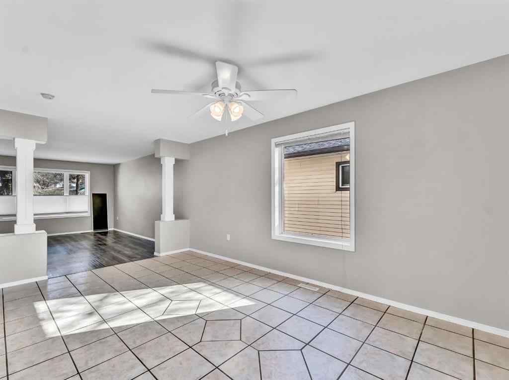 MLS® A2203392 - 327/329 3 Street NW in Riverside Medicine Hat, Residential
