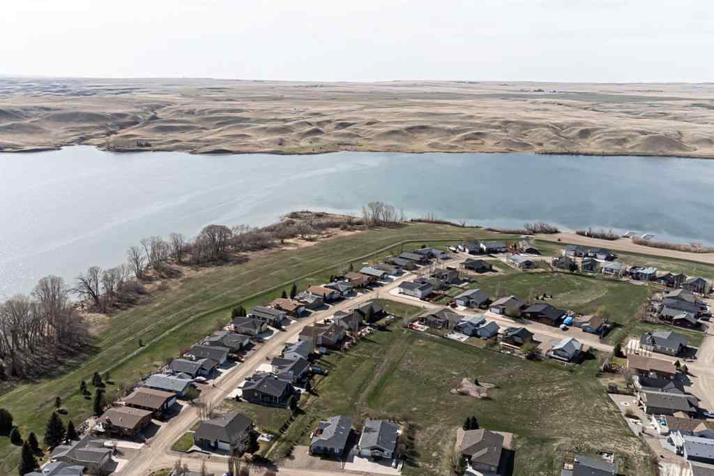 MLS® A2203412 - 676 Lakeside Drive  in Little Bow Resort Rural Vulcan County, Residential