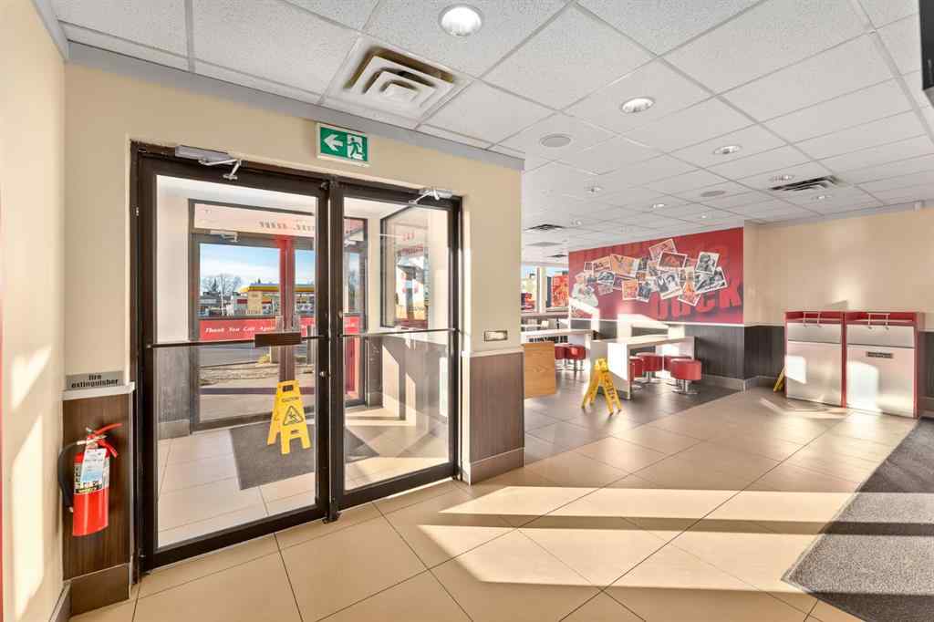 MLS® A2203445 - 224 Edmonton Trail SE in Edmonton Trail Airdrie, Commercial