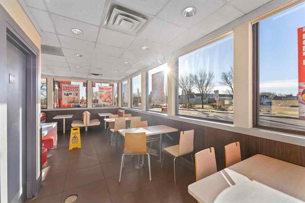 MLS® A2203445 - 224 Edmonton Trail SE in Edmonton Trail Airdrie, Commercial