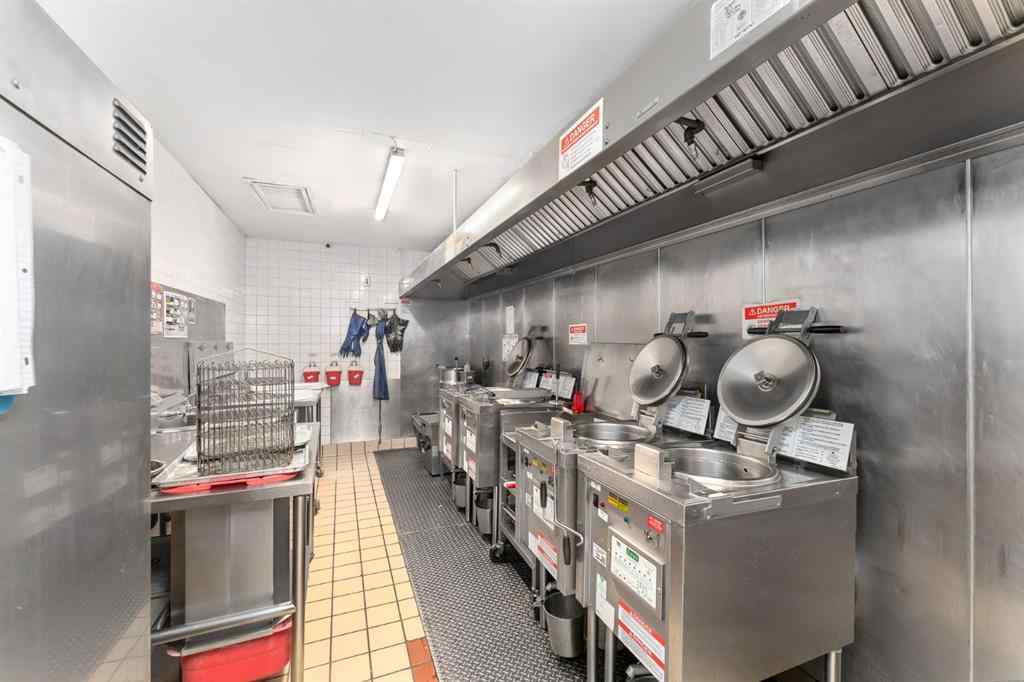 MLS® A2203445 - 224 Edmonton Trail SE in Edmonton Trail Airdrie, Commercial