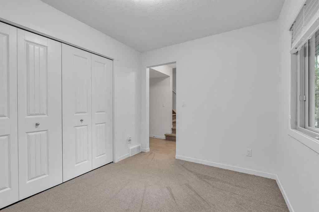 MLS® A2203460 - 131 Legacy Point SE in Legacy Calgary, Residential