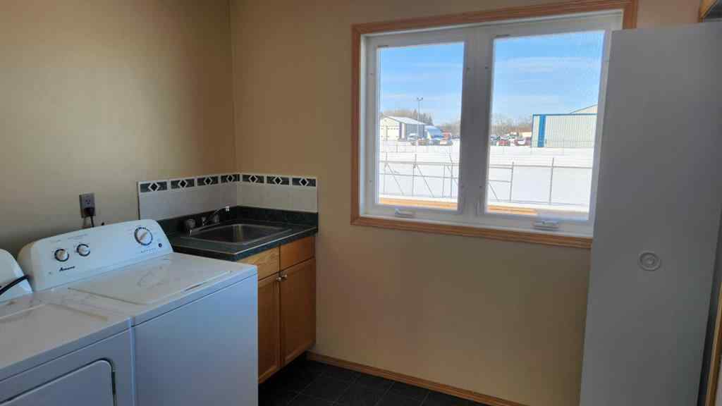MLS® A2203524 - 711038 HWY 40 Street  in O\'Brien Lake Grande Prairie, Commercial