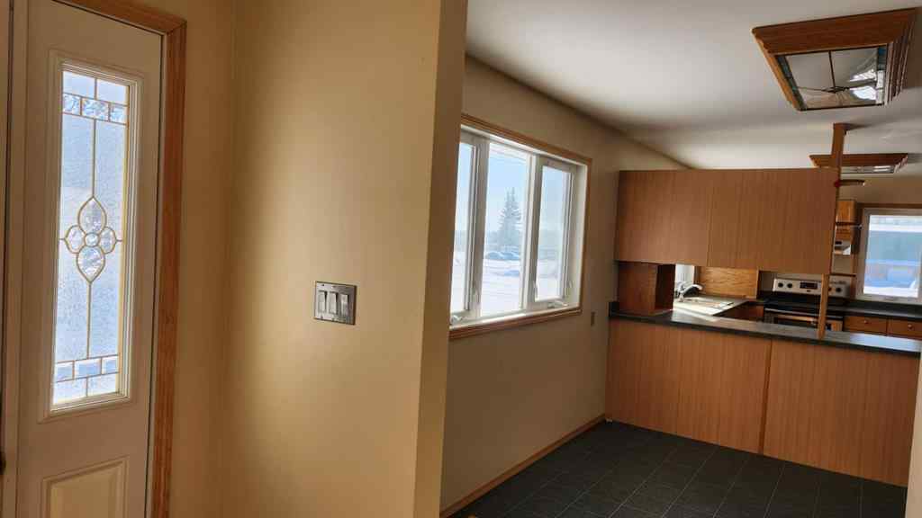 MLS® A2203524 - 711038 HWY 40 Street  in O\'Brien Lake Grande Prairie, Commercial