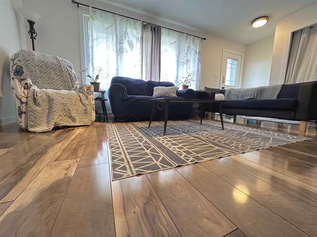 MLS® A2203590 - 8126 95 Street  in North End Peace River, Residential
