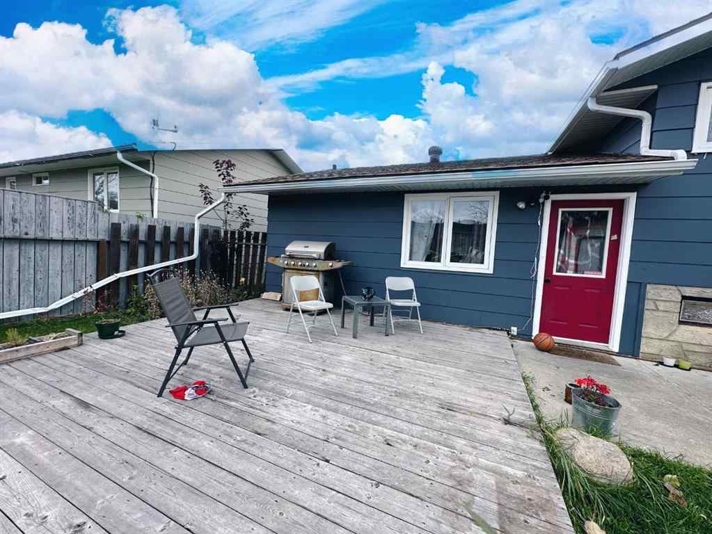 MLS® A2203590 - 8126 95 Street  in North End Peace River, Residential