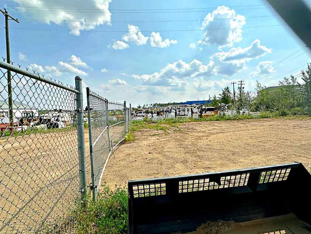 MLS® A2203611 - Unit #102 286 MacLennan Crescent  in Mackenzie Park Fort McMurray, Commercial
