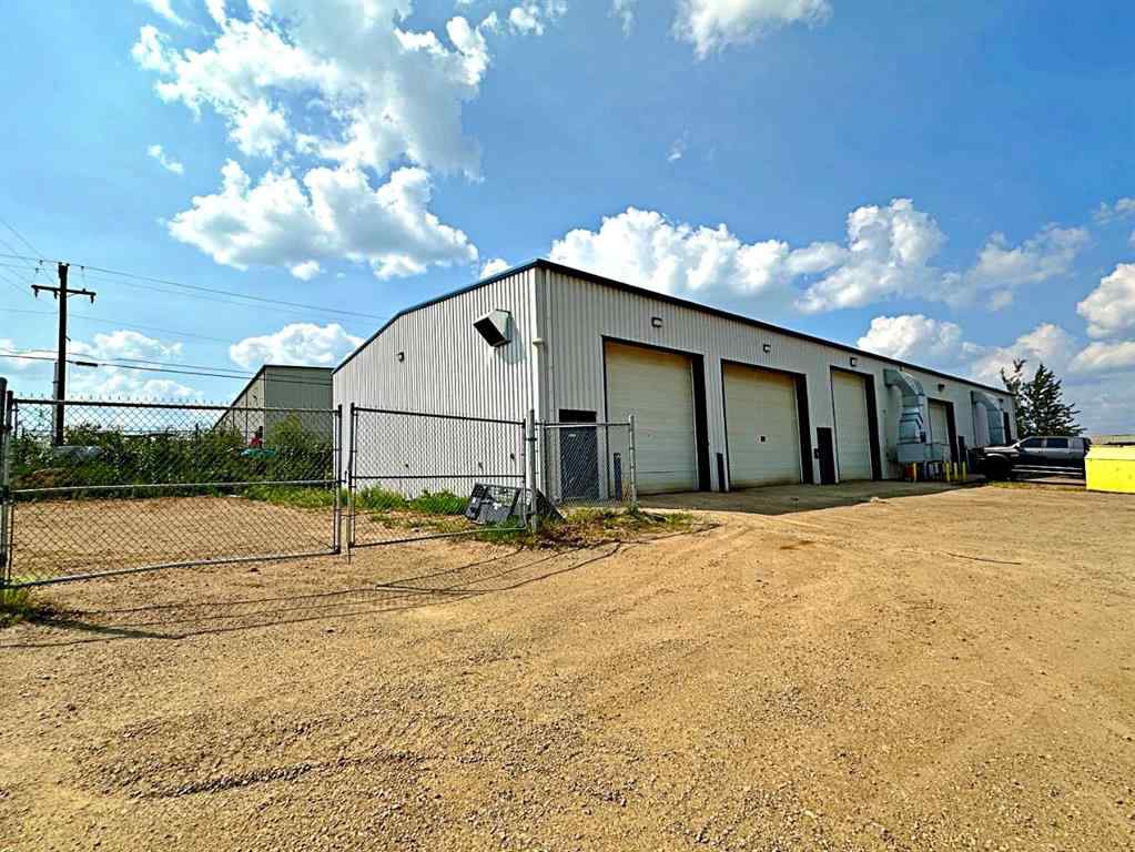 MLS® A2203611 - Unit #102 286 MacLennan Crescent  in Mackenzie Park Fort McMurray, Commercial