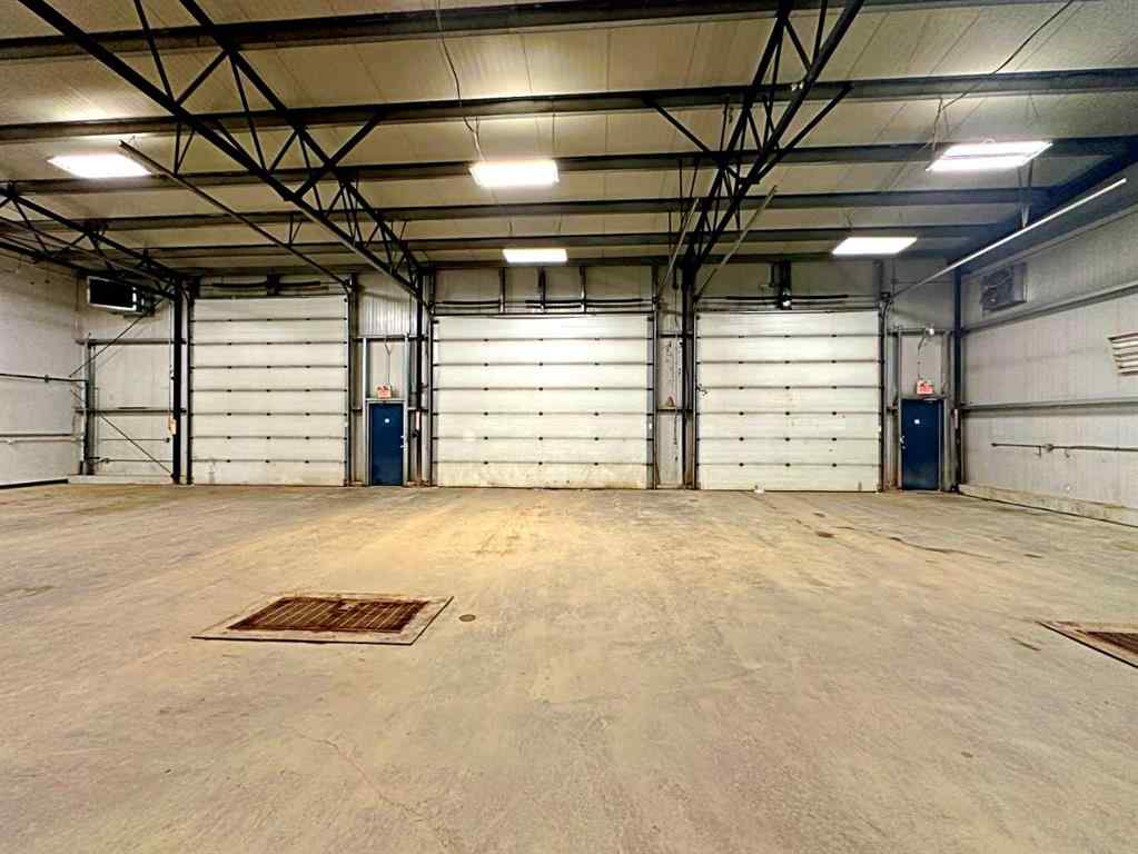 MLS® A2203611 - Unit #102 286 MacLennan Crescent  in Mackenzie Park Fort McMurray, Commercial