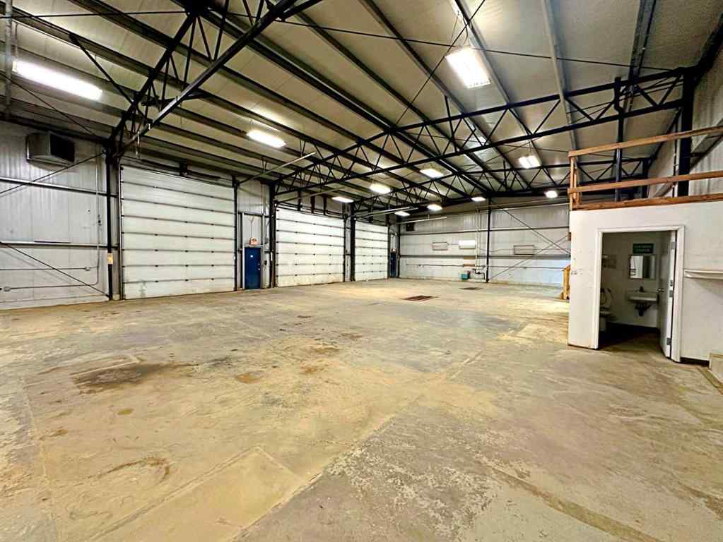 MLS® A2203611 - Unit #102 286 MacLennan Crescent  in Mackenzie Park Fort McMurray, Commercial