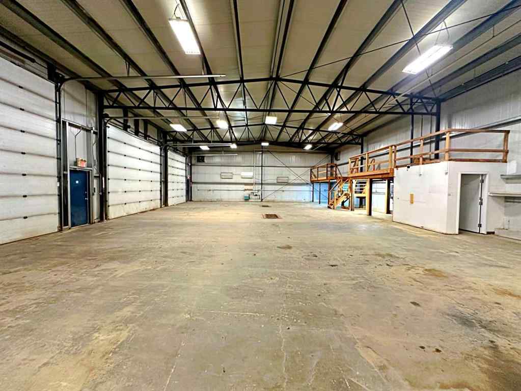 MLS® A2203611 - Unit #102 286 MacLennan Crescent  in Mackenzie Park Fort McMurray, Commercial