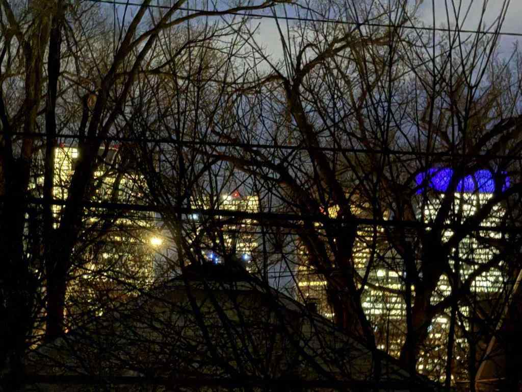 MLS® A2203613 - 133 10 Avenue NE in Crescent Heights Calgary, Residential