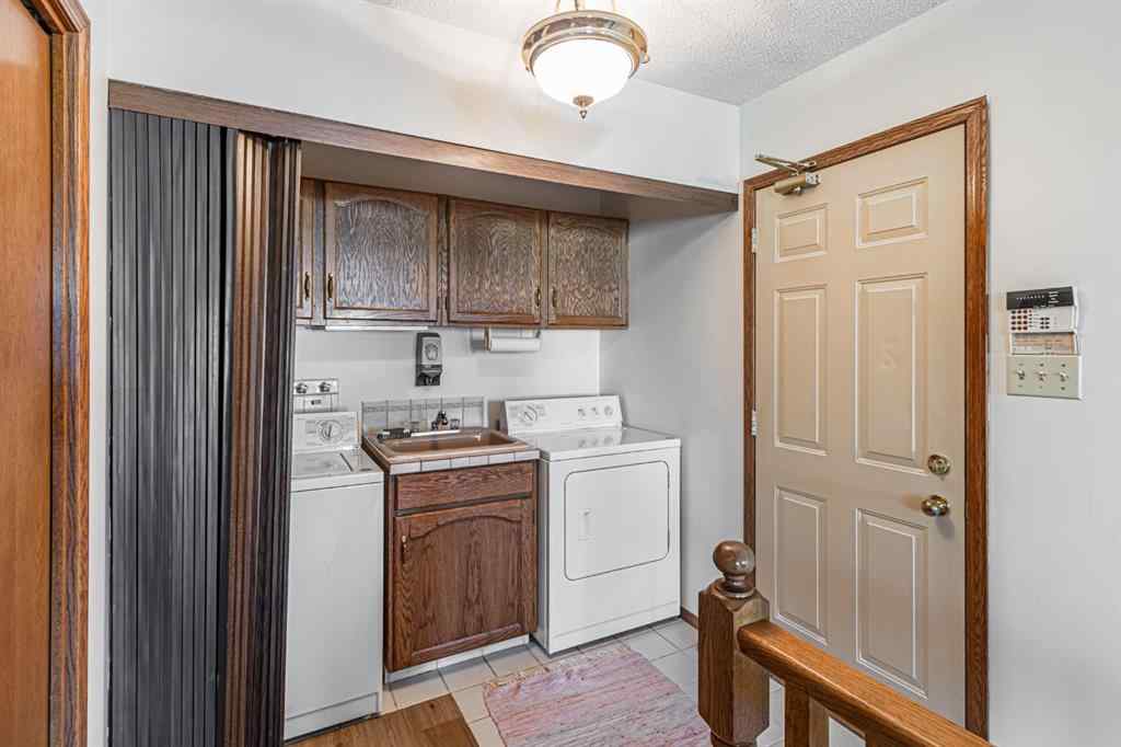 MLS® A2203781 - 3908 14 Avenue NE in Marlborough Calgary, Residential