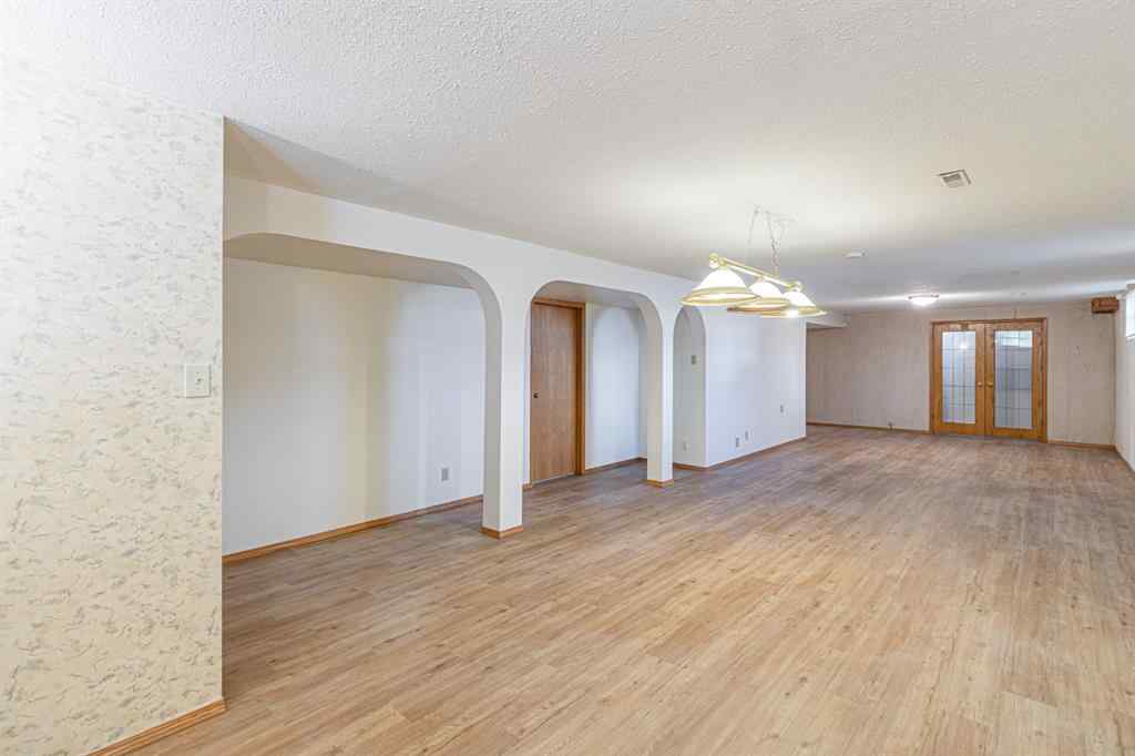 MLS® A2203781 - 3908 14 Avenue NE in Marlborough Calgary, Residential
