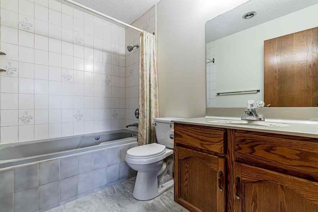 MLS® A2203781 - 3908 14 Avenue NE in Marlborough Calgary, Residential