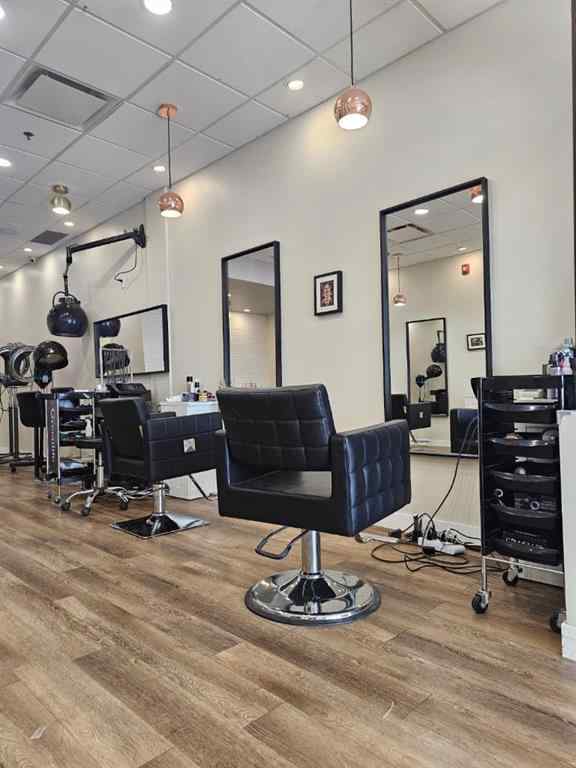 MLS® A2203831 - Unit #102 5809 Macleod Trail SW in Windsor Park Calgary, Commercial