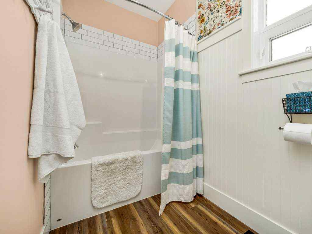 MLS® A2203901 - 49 N 100 E   in NONE Raymond, Residential