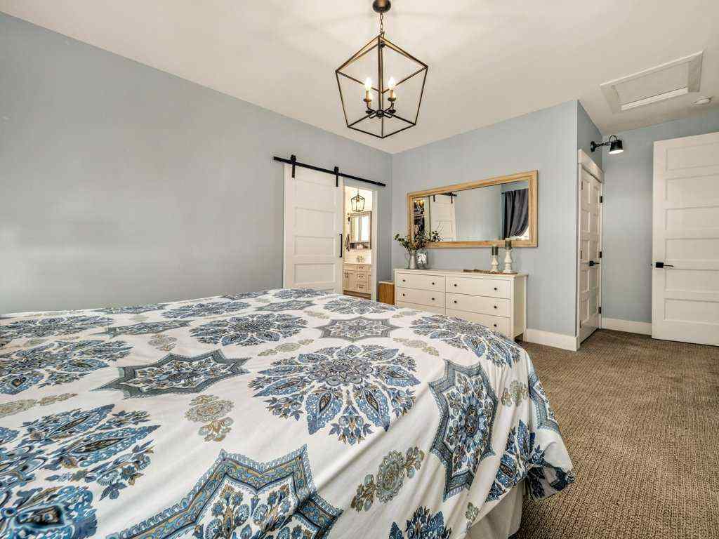 MLS® A2203901 - 49 N 100 E   in NONE Raymond, Residential