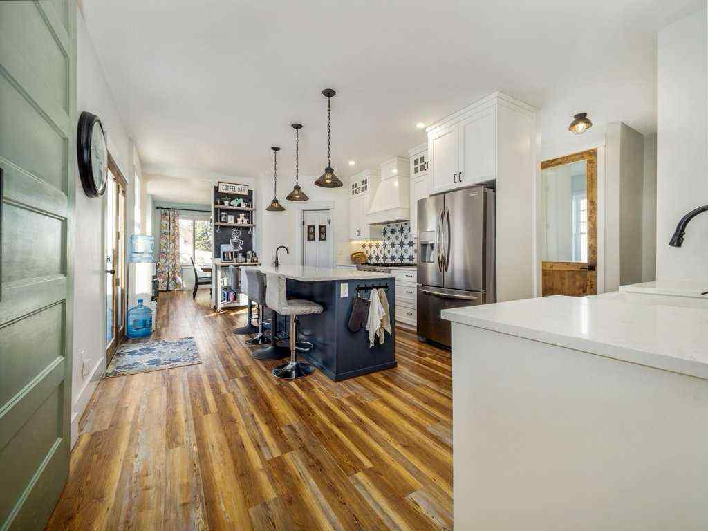 MLS® A2203901 - 49 N 100 E   in NONE Raymond, Residential