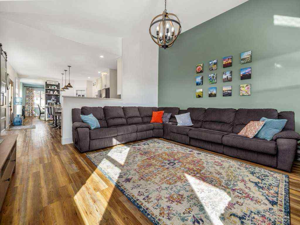 MLS® A2203901 - 49 N 100 E   in NONE Raymond, Residential