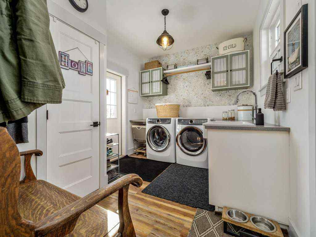 MLS® A2203901 - 49 N 100 E   in NONE Raymond, Residential